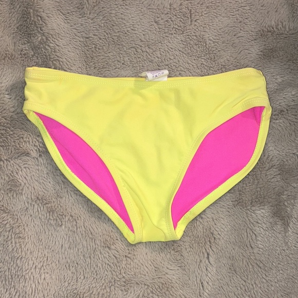 🎉4 for $20 OP Ruffle Tankini, Small (6-6x) - Picture 4 of 6